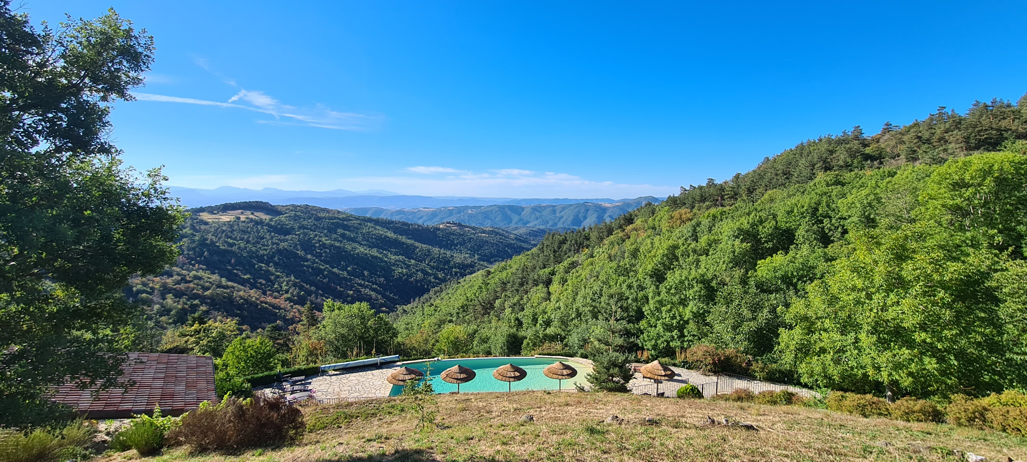 Ardèche : Chambres et Gîtes de luxe au Hameau de la Mûre